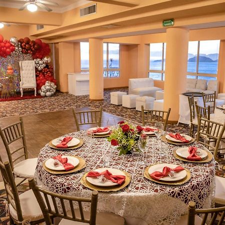 Best Western Posada Freeman Mazatlan Bagian luar foto