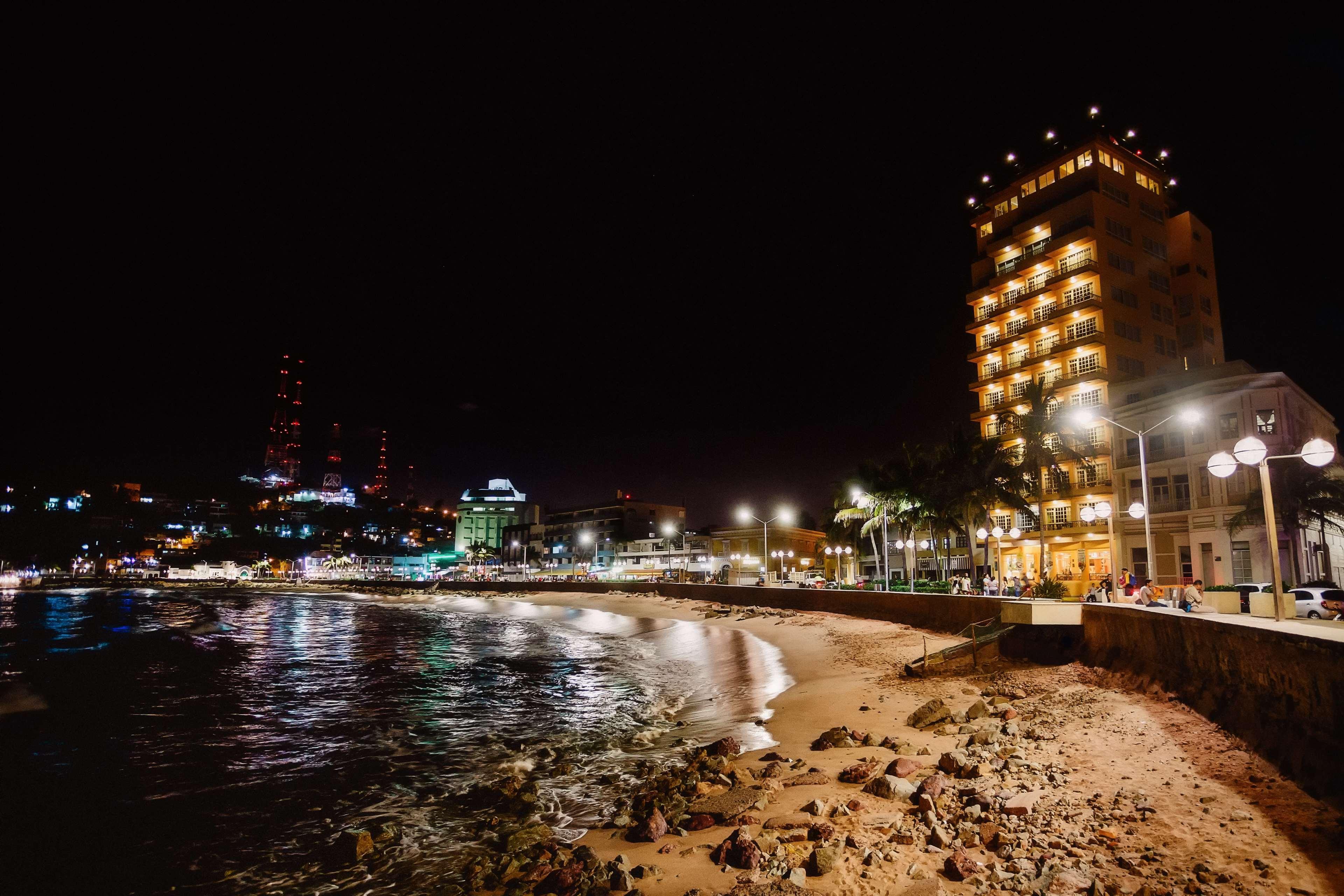 Best Western Posada Freeman Mazatlan Bagian luar foto