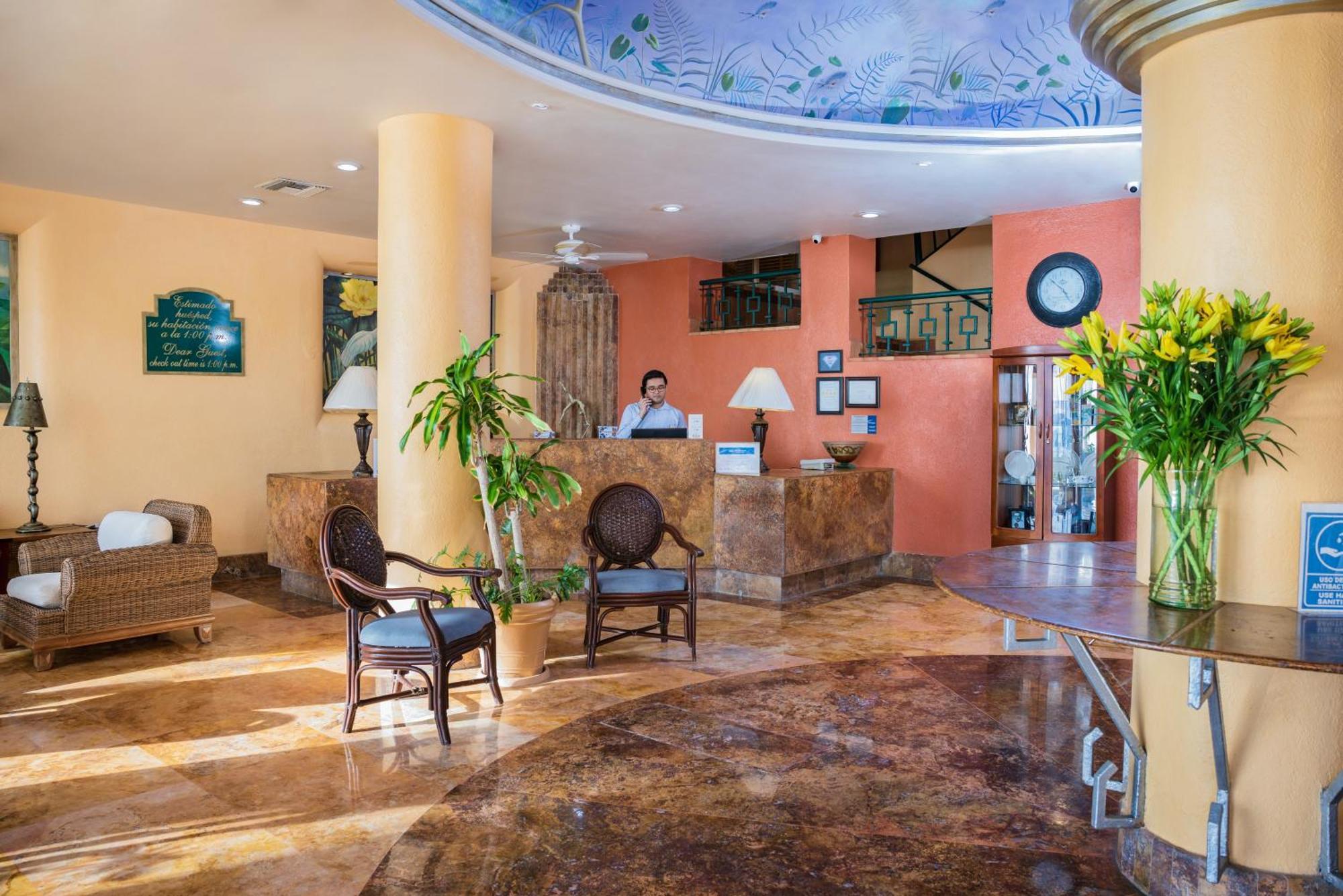 Best Western Posada Freeman Mazatlan Bagian luar foto
