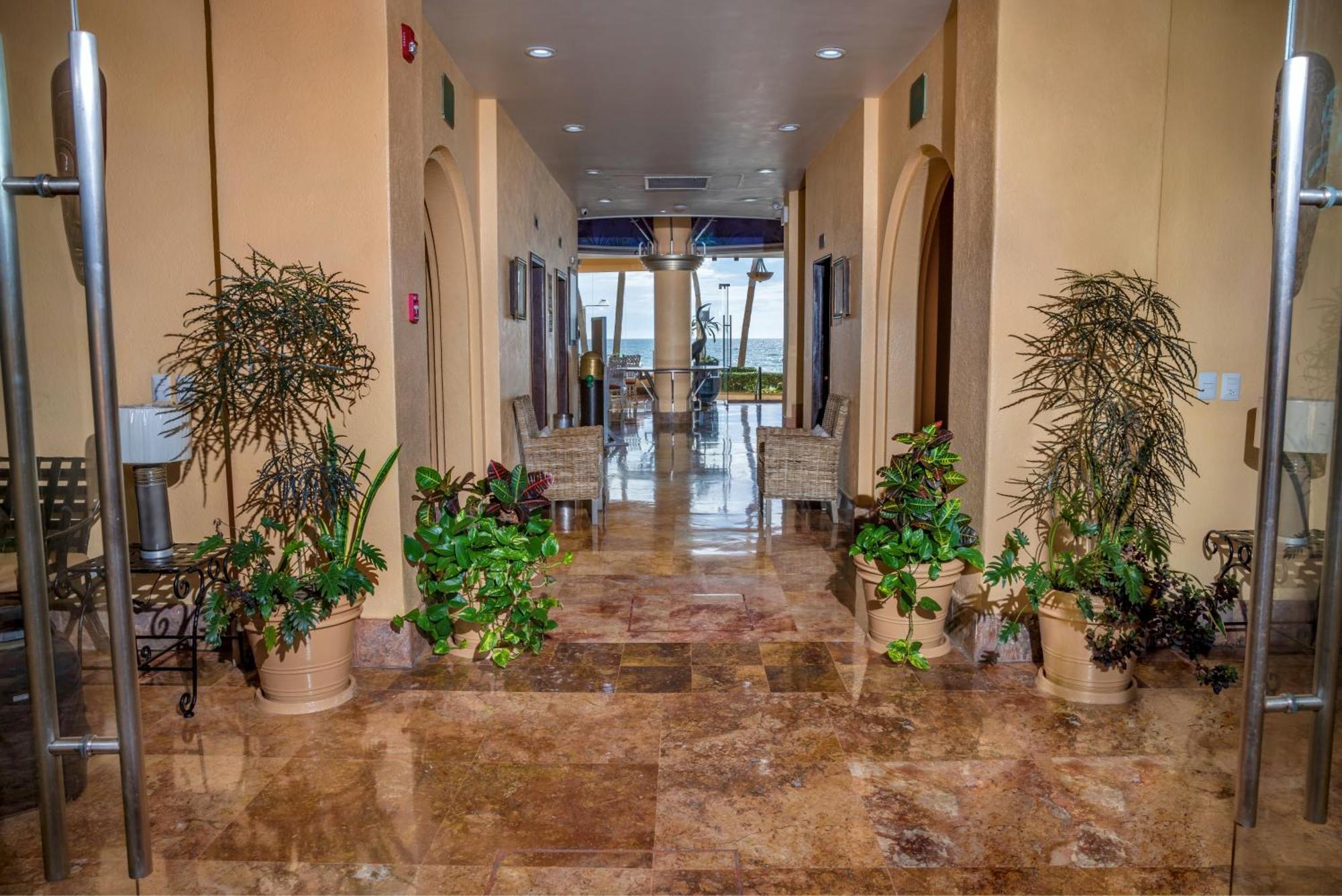 Best Western Posada Freeman Mazatlan Bagian luar foto