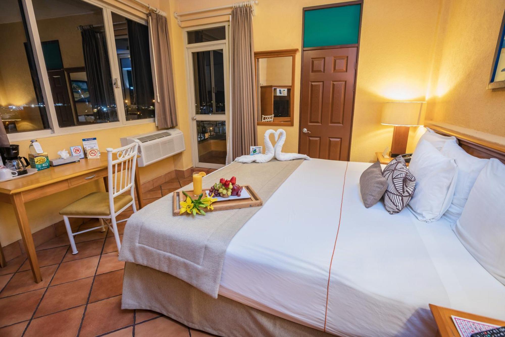 Best Western Posada Freeman Mazatlan Bagian luar foto