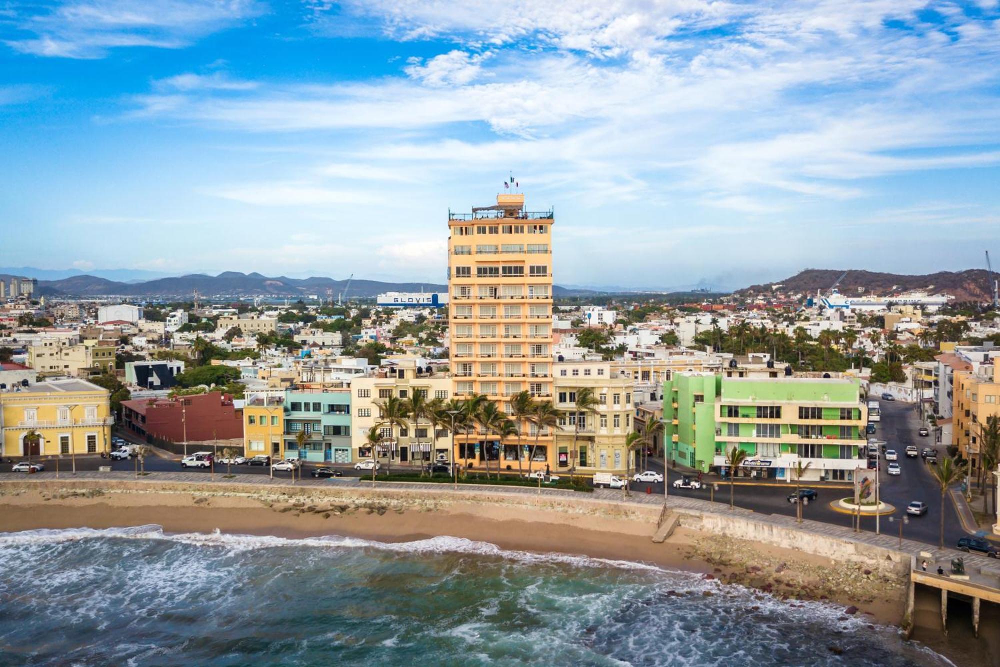 Best Western Posada Freeman Mazatlan Bagian luar foto