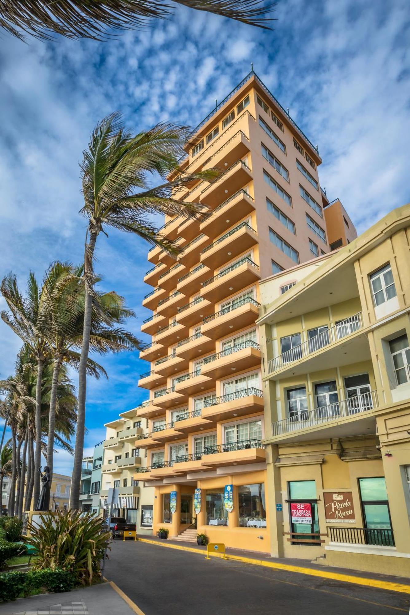 Best Western Posada Freeman Mazatlan Bagian luar foto